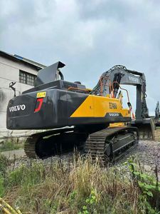 Volvo EC480 Used 47.9 Ton Crawler Excavator with Deutz Engine and Pump 2024 <b>Model</b> Excellent Condition - Product Image 3