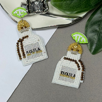 Boucles d'oreilles pendantes AHAYA en perles de verre blanches, lettres et chiffres, faites à la main, design minimaliste rétro, bijoux élégants pour le quotidien et le bureau