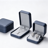 Boîte à bijoux rectangulaire bleue personnalisée de luxe, étui de présentation de bague en velours doux de qualité supérieure pour emballage cadeau de marque haut de gamme