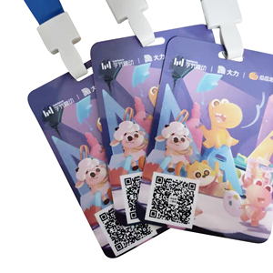 Tùy chỉnh kích thước nhựa bán buôn không thấm nước PVC bóng làm việc giấy phép ID thẻ huy hiệu in ấn - Product Image 6