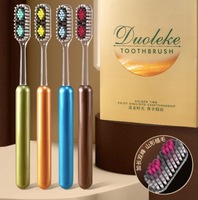 Coffrets cadeaux de luxe Têtes de brosse interchangeables Poils souples élastiques en spirale Grattoir à langue haut de gamme Brosse à dents pour maison adulte