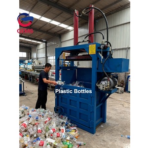 <span class=keywords><strong>Petite</strong></span> <span class=keywords><strong>presse</strong></span> à balles manuelle pour compacteur de foin <span class=keywords><strong>Presse</strong></span> à balles d'herbe hydraulique pour le foin et la paille Machine à compresser pour l'herbe - Product Image 2