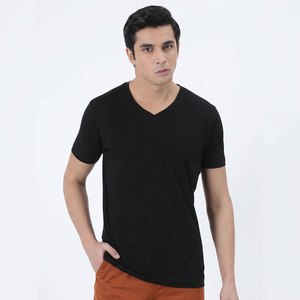 เสื้อยืดคอกลมผ้าเนื้อนุ่มสำหรับผู้ชาย ยี่ห้อ Fresh Clean Threads ทรงพอดีตัว พรีเมียม คลาสสิค แห้งเร็ว - Product Image 1