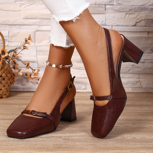 300 estate nuove <span class=keywords><strong>scarpe</strong></span> da donna quadrate <span class=keywords><strong>bordeaux</strong></span> colore rosso maria Jane fibbia per <span class=keywords><strong>scarpe</strong></span> 36-43 taglie forti tacchi alti vendite dirette dalla fabbrica - Product Image 1