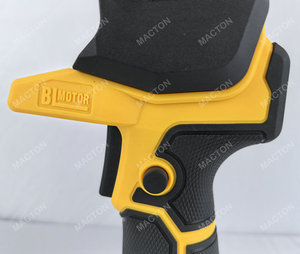 Mini Motosierra Inalámbrica Portátil de 12V con Motor sin Escobillas de 6 Pulgadas para Cortar Madera - Product Image 4