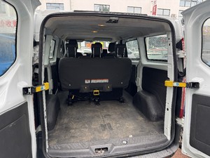 <span class=keywords><strong>2018</strong></span> para <span class=keywords><strong>Transit</strong></span> 2.0T Diésel Manual LHD <span class=keywords><strong>Furgoneta</strong></span> Comercial de 6 Plazas Tracción Delantera Interior de Tela Oscura Cámara Trasera Ruedas R16 - Product Image 4