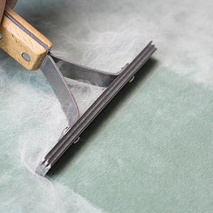 Peignes en acier inoxydable pour animaux de compagnie, brosse rasoir pour poils d'animaux, outil d'élimination des poils pour toilettage des chiens et des chats - Product Image 2