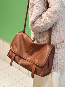 Bolsos cruzados de diseño de moda, bolsos de hombro de cuero PU de alta calidad, bolsos de mano casuales de lujo para mujer - Product Image 3