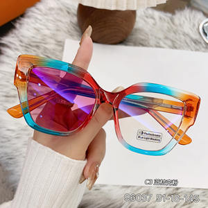 Nuevas gafas de sol tipo ojo de gato para mujer, protección UV400, lentes de PC, montura de plástico, estilo moderno para exteriores, HL96037 - Product Image 4