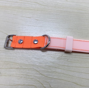 Cachorro mediano que brilla en el <span class=keywords><strong>collar</strong></span> de perro con luz <span class=keywords><strong>LED</strong></span> libre para la oscuridad y el día de doble uso - Product Image 6