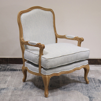 Chaises en bois de style Louis français sculptées à la main, design antique pour un salon confortable, meubles de maison pour restaurants, villas