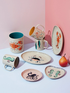 Juego de Vajilla de Cerámica Pintada a Mano Personalizable, Platos y Tazas Coloridos con Diseño de Vida Marina, Cangrejo, Langosta, Caballito de Mar - Product Image 2