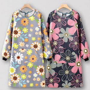 Tablier de <span class=keywords><strong>cuisine</strong></span> personnalisé avec logo, style jeune pour hommes, vêtements de travail, sur-vêtements pour femmes, nouveau modèle imperméable, anti-huile et anti-poussière - Product Image 1
