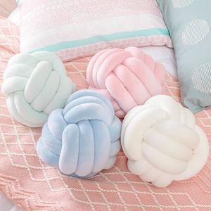 Oreillers <span class=keywords><strong>boule</strong></span> à nœud doux <span class=keywords><strong>coussin</strong></span> rond <span class=keywords><strong>coussin</strong></span> décoration de la maison oreiller <span class=keywords><strong>boule</strong></span> à nœud en peluche - Product Image 5