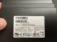 Untuk PM883 1.92TB 2.5" SATA 6Gb/s Enterprise Solid State Drive SSD 512MB Cache Model MZ7LH1T9HMLT-00005 untuk Data Server
