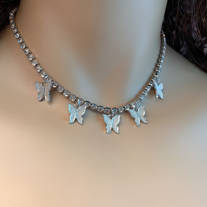 Collar de Mariposa, Cadena de Plata y Oro con Diamantes, Joyería de Moda para Fiestas, Diseño Geométrico, Origen Yiwu - Product Image 2