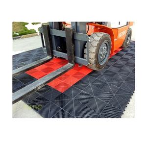 Carreaux de sol en plastique à emboîtement anti-âge pour garage entrepôt - Product Image 1