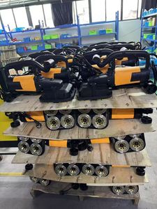 Máquina pulidora de hormigón portátil sin polvo de 110V y 220V, máquina rectificadora de suelo, Máquina rectificadora al vacío de 4 discos, 3800wautomática - Product Image 3