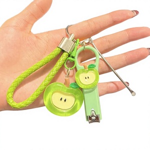 Lindo cortauñas con forma de manzana, mini herramienta de manicura portátil, llavero de resina, adorno para bolso, para uso diario, regalo - Product Image 6