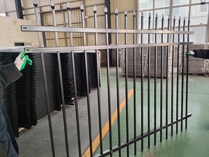 Venda Direta De Fábrica Nova Cerca De Alumínio Da China Superfície Revestida para Quintal Segurança Cavalo Casa Esgrima Preço De Atacado - Product Image 5