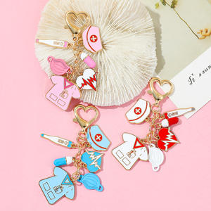 Современный классический набор медсестер, модный металлический брелок из цинкового сплава, декоративная подвеска с изображением медсестры, шляпа, маска для таблеток, сердцебиение, медицинская - Product Image 3