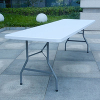 Table pliante HDPE en plastique solide blanc de 8 pieds pour événements 8-10 places 240cm vente en gros