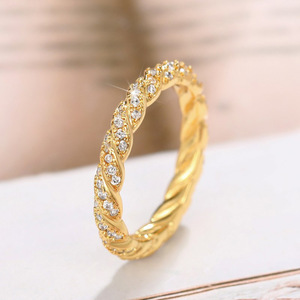 Anello con Design a Catena Intrecciata, Anello Vintage da Donna - Product Image 1
