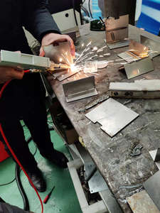 Aluminium W ألياف محمولة باليد من الفولاذ الكربوني والفولاذ المقاوم للصدأ والنحاس والألومنيوم - Product Image 3