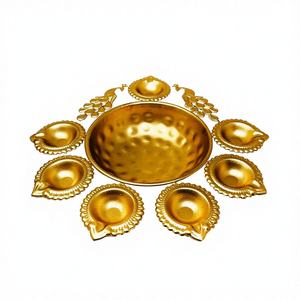 Bol Urli en fer poli laiton de 8 pouces, décoration d'intérieur, bougies de table, fleurs, anniversaire, baptême, fait main, métal durable, moderne, irrégulier - Product Image 4