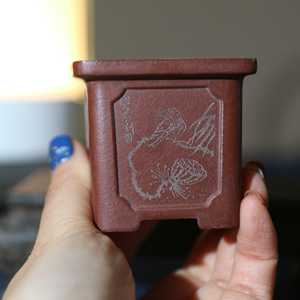 Maceta Cuadrada de Arcilla Morada Yixing, Hecha a Mano, Mini Maceta para Bonsái, Tamaño de Palma - Product Image 2