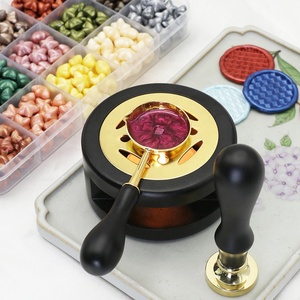 Fourneau chauffe-cire rond en <span class=keywords><strong>bois</strong></span> avec cuillère pour fondre les perles ou bâtonnets <span class=keywords><strong>de</strong></span> cire <span class=keywords><strong>à</strong></span> cacheter – Kit complet pour sceaux <span class=keywords><strong>de</strong></span> cire - Product Image 3