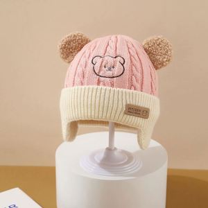Gorro de Punto con Forma de Osito, Lindo y Unisex, para el Invierno Coreano, Protector de Orejas, para Bebés y Adultos - Product Image 4