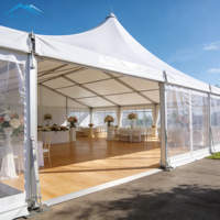 Tente de réception extérieure de luxe robuste avec toit transparent en PVC et structure en alliage d'aluminium pour mariages et événements