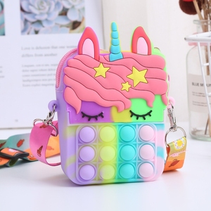 <span class=keywords><strong>Bolso</strong></span> Bandolera Infantil de Silicona con Diseño de <span class=keywords><strong>Unicornio</strong></span>, Estilo Caricatura, 2025 - Product Image 1