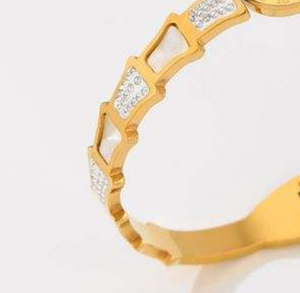Bracciale in Acciaio Inossidabile con Diamanti e Conchiglie, Placcato Oro, Design Geometrico, Gioiello Unisex alla Moda - Product Image 5