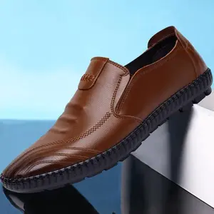 RS0987-2 sepatu pria kasual baru musim semi kulit lembut sol kacang sepatu pria musim gugur - Product Image 1