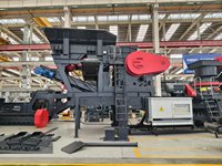 Concasseur mobile sur pneus Hongxing, capacité 50-100t/h, concasseur de roche, conception modulaire, fonctionnement automatique pour le granit