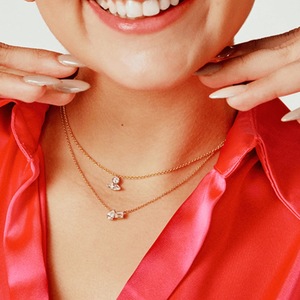 สร้อยคอจี้เพชรคิวบิกเซอร์โคเนียชุบทอง 18K สำหรับผู้หญิง ดีไซน์มินิมอล สายแบบงู เหมาะสำหรับใส่ทุกวันและงานปาร์ตี้ - Product Image 4