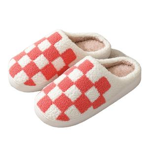Pantuflas de Invierno para el Hogar con Patrón de Cuadros, Forro de Peluche Suave y Transpirable de Algodón Cálido con Amortiguación, Cerradas - Product Image 1