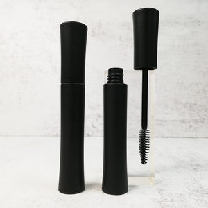 Tube vide en PETG noir mat personnalisé pour mascara, forme cintrée, avec bouchon à vis et sérigraphie pour marque de maquillage - Product Image 5