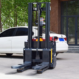 नया 1.5-टन इलेक्ट्रिक स्टेकर, फोल्डिंग प्लेटफॉर्म के साथ स्टैंड-ऑन स्टेकर और 5-मीटर लिफ्ट ऊंचाई. स्रोत निर्माता - Product Image 3