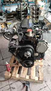 Motore diesel nuovissimo originale a 4 cilindri 1104 gruppo motore, adatto per il motore <span class=keywords><strong>Perkins</strong></span> 1104c - Product Image 4