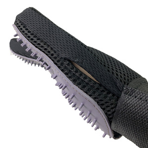 Gant de toilettage pour animaux de compagnie Xintu, en TPR, à cinq doigts, brosse de massage pour chat, accessoires de toilettage et de nettoyage pour chats à poils courts - Product Image 5