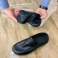 Sommerliche Business-Slipper aus echtem Vollnarbenleder für Herren – Atmungsaktive britische Slipper im Business-Stil mit Metallakzenten