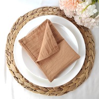 Serviette de table carrée en coton pour hôtel, unie, crochetée, lavable en machine, réutilisable pour banquets et restaurants