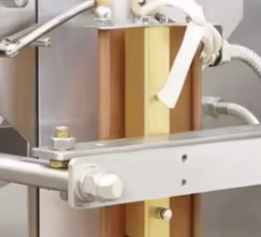 Máquina Empacadora y Encoladora Automática de Alta Precisión SJ-ZF2000 para Líquidos y Alimentos en Envases de 200-1000 ml - Product Image 4