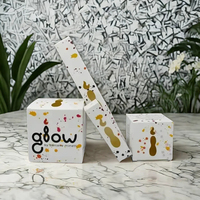 Boîte à bougie parfumée de luxe en couleur personnalisée emballage en papier plié finition blanche mate fenêtre vide gaufrage recyclé
