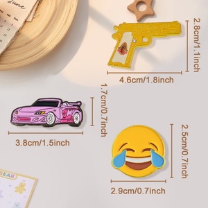 Pegatina Metálica Personalizada para Teléfono Móvil con Logotipo de Aleación de Zinc, Diseño de Dibujos Animados 3M, Encantos 3M Personalizados para Coche, Adhesivo Metálico para Teléfono - Product Image 4
