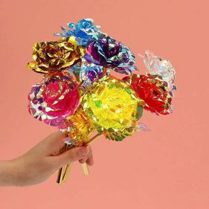 Roses artificielles élégantes et tendance en feuille d'or - Personnalisées pour les fêtes et les célébrations, idéales pour toutes les occasions, y compris la Saint-Valentin - Product Image 1
