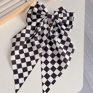 Jepit Rambut Panjang Wanita Warna Putih Hitam Motif Kotak-kotak Bahan Kain & Logam dengan Pita - Product Image 4